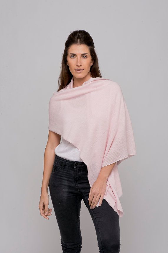 0205 SIZE:OSFM (UP TO SIZE 1X) CLAUDIA NICHOLE PINK 100%CASHMERE LIGHT PONCHO NWT RTL:$320.00