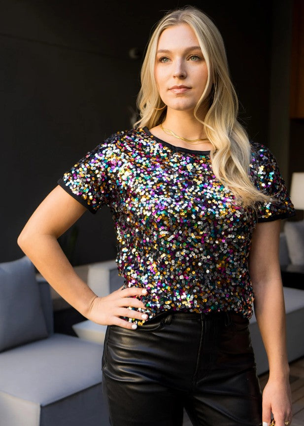 0810 SIZE:M ANNA-KACI RAINBOW SEQUIN EMBELLISHED SHORT SLV BLOUSE W/BOAT NECK RTL:$57.00