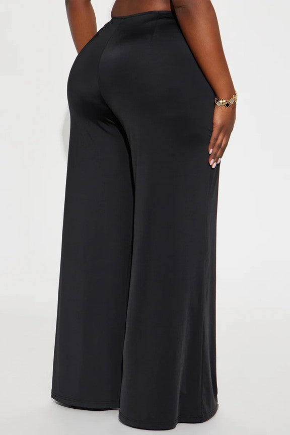 0810 SIZE:2X FASHION NOVA BLACK "WALK MY WAY" SLINKY BLACK PANTS W/SILVER METALLIC ACCENT AT WAIST AND SIDE ZIPPER CLOSURE NWT RTL:$32.99