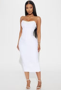0525 SIZE:S FASHION NOVA WHITE BODYCON DRESS W/BUSTIER, CONCEALED BACK ZIPPER CLOSURE, AND FAUX PEARL TRIM AT NECKLINE NWT RTL:$49.99