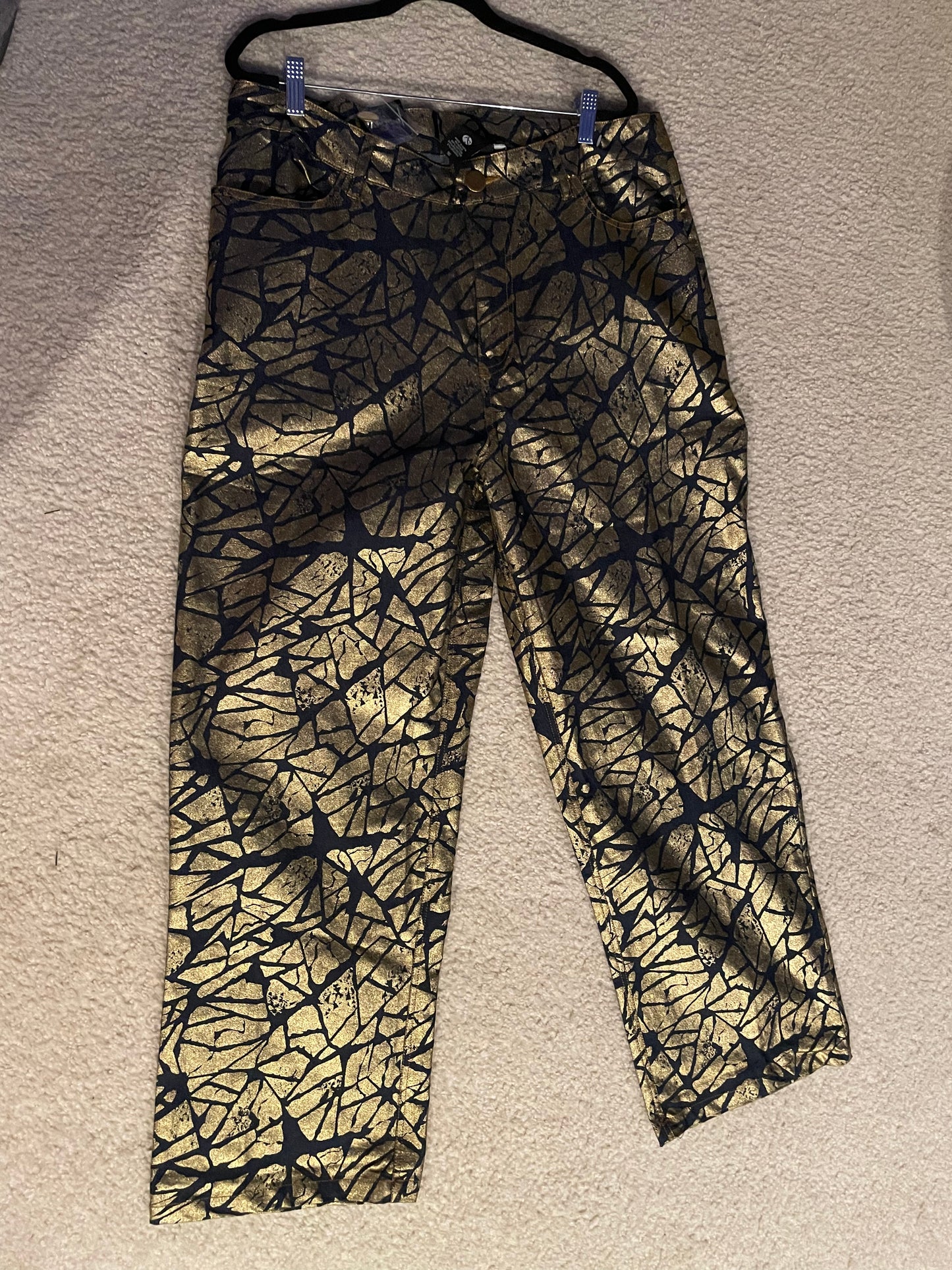 0809 SIZE:16 ASHLEY STEWART GOLD&BLACK CRACKED ICE PATTERN METALLIC TROUSERS W/SIDE POCKETS, FRONT BUTTON & ZIPPER CLOSURE AND OPEN BACK POCKETS NWT RTL:$49.99